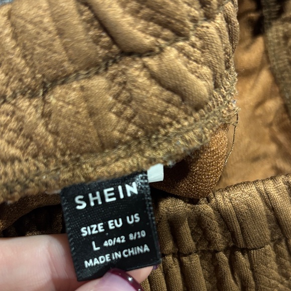 Classic Brown Textured Knitwear set - Picture 7 of 7